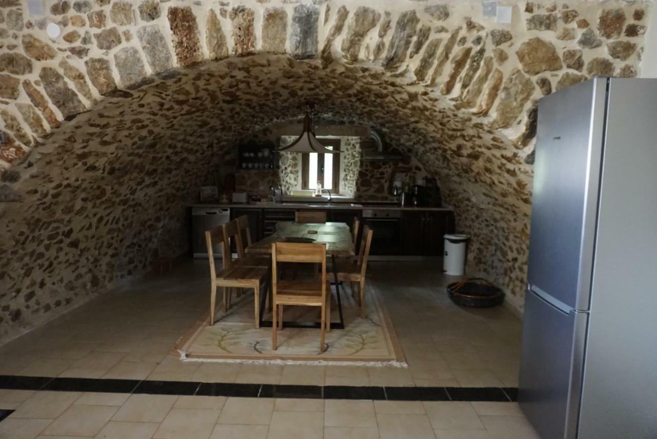 Villa Haus Kleopatra à Leonídion Extérieur photo