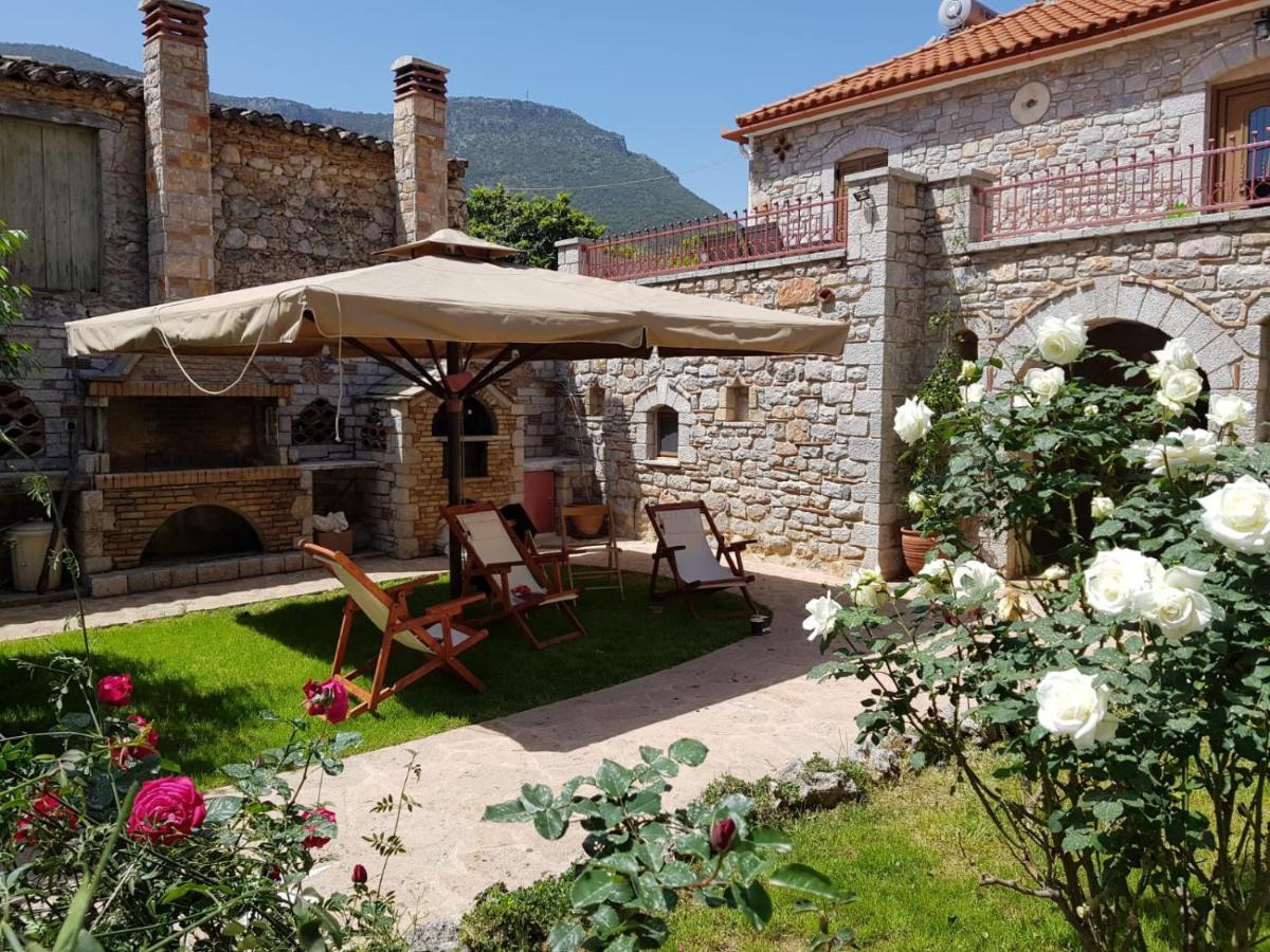 Villa Haus Kleopatra à Leonídion Extérieur photo